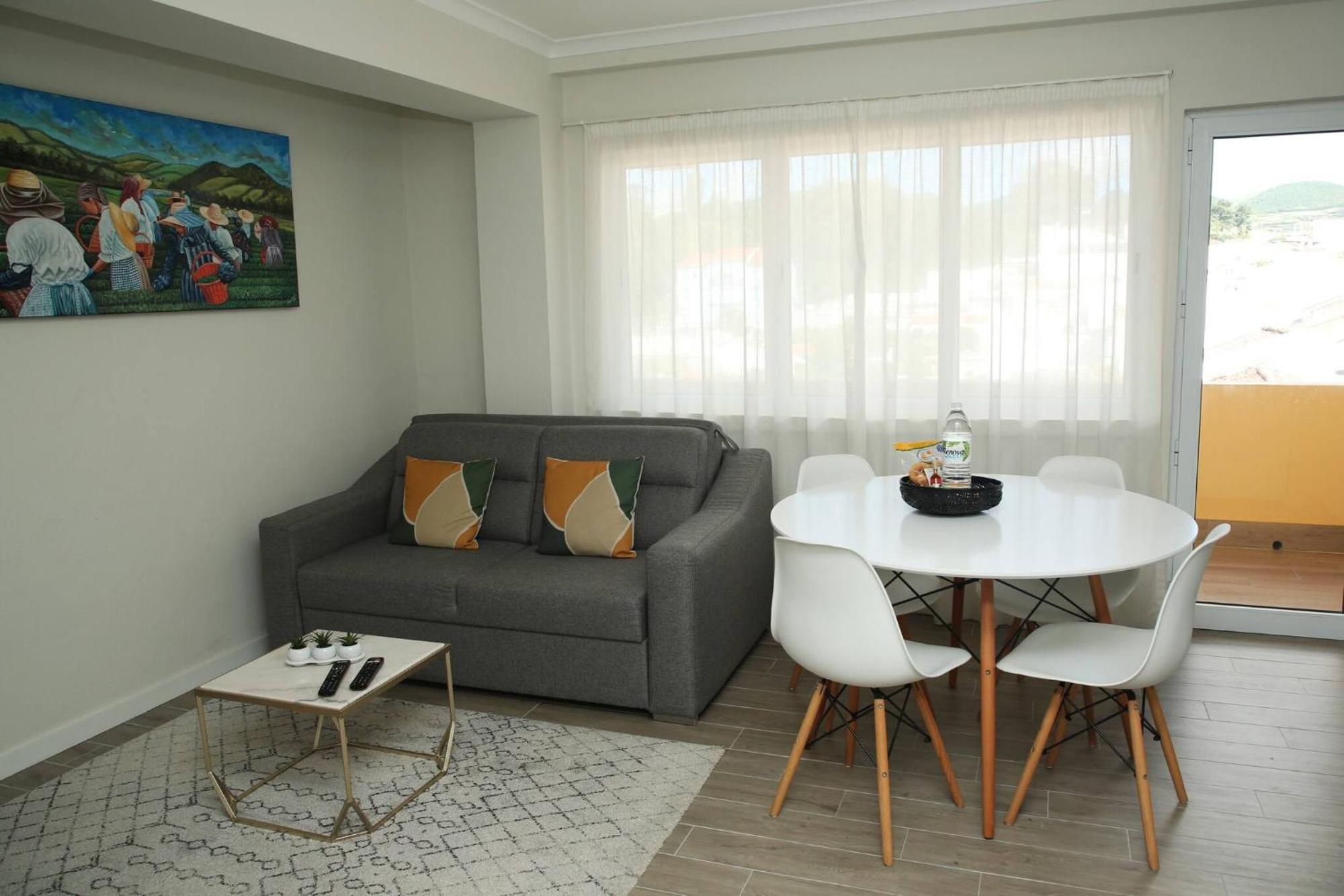 Apartamento Mae De Deus Ponta Delgada Exteriör bild